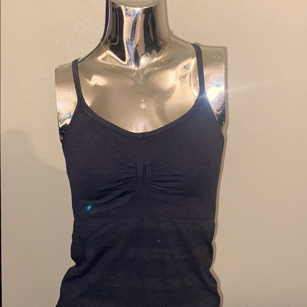 Lululemon sports tank